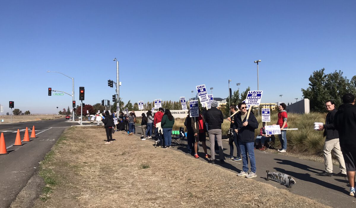 Lake Road Picket Line